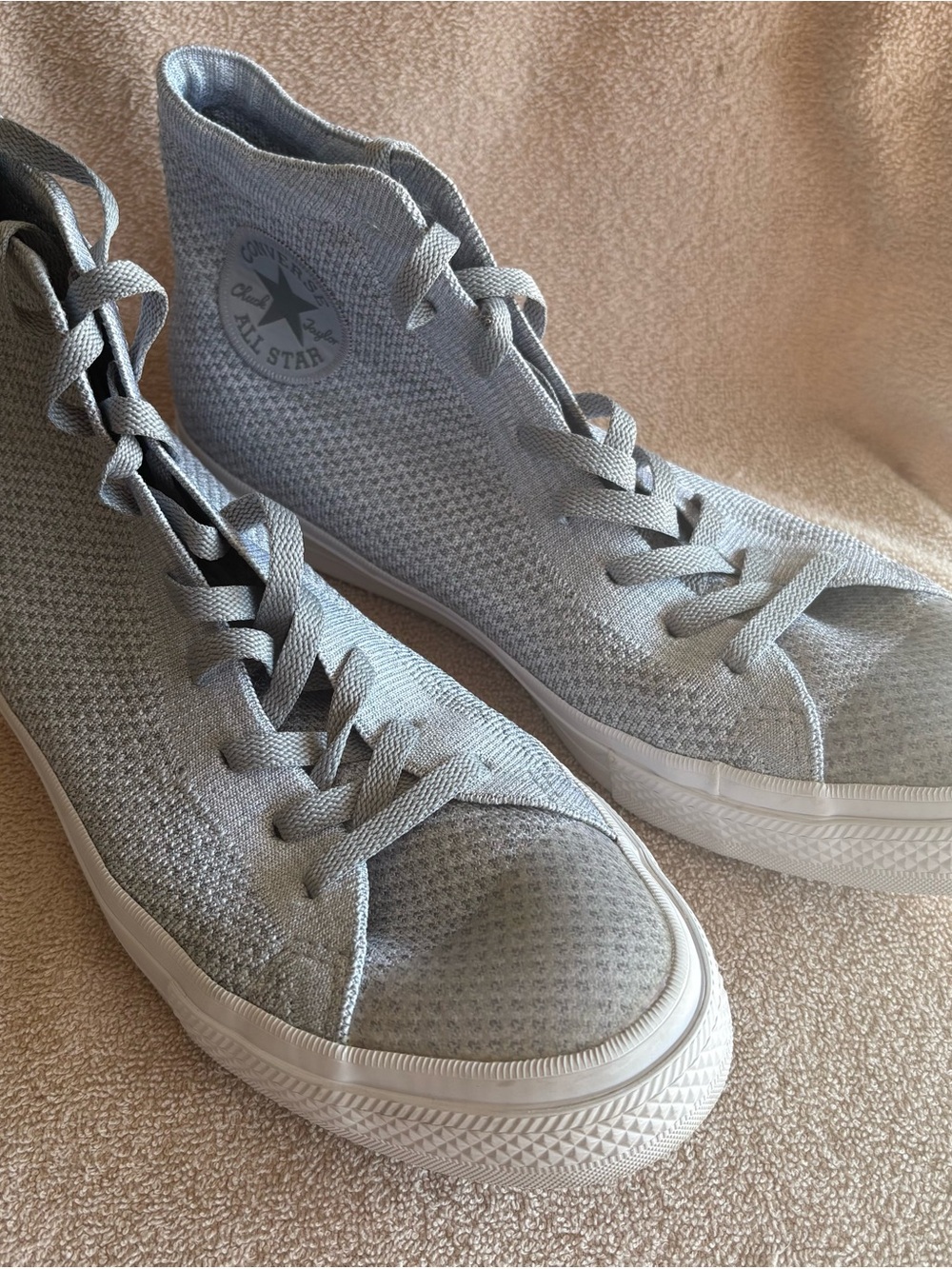 Converse Chuck Taylor All Star Flyknit High Top Gray Mens 10.5 Womens 12.5